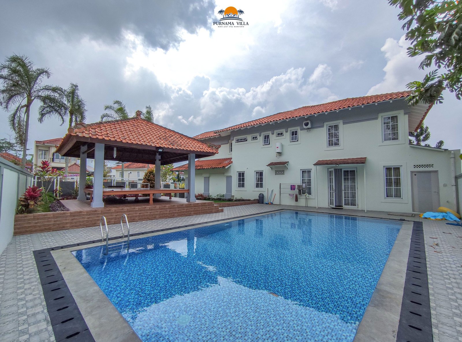 VILLA TRULY 1
